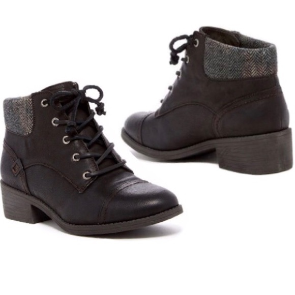 Sperry Shoes - Sperry Top-Sider Black Juniper Quay Ankle Booties